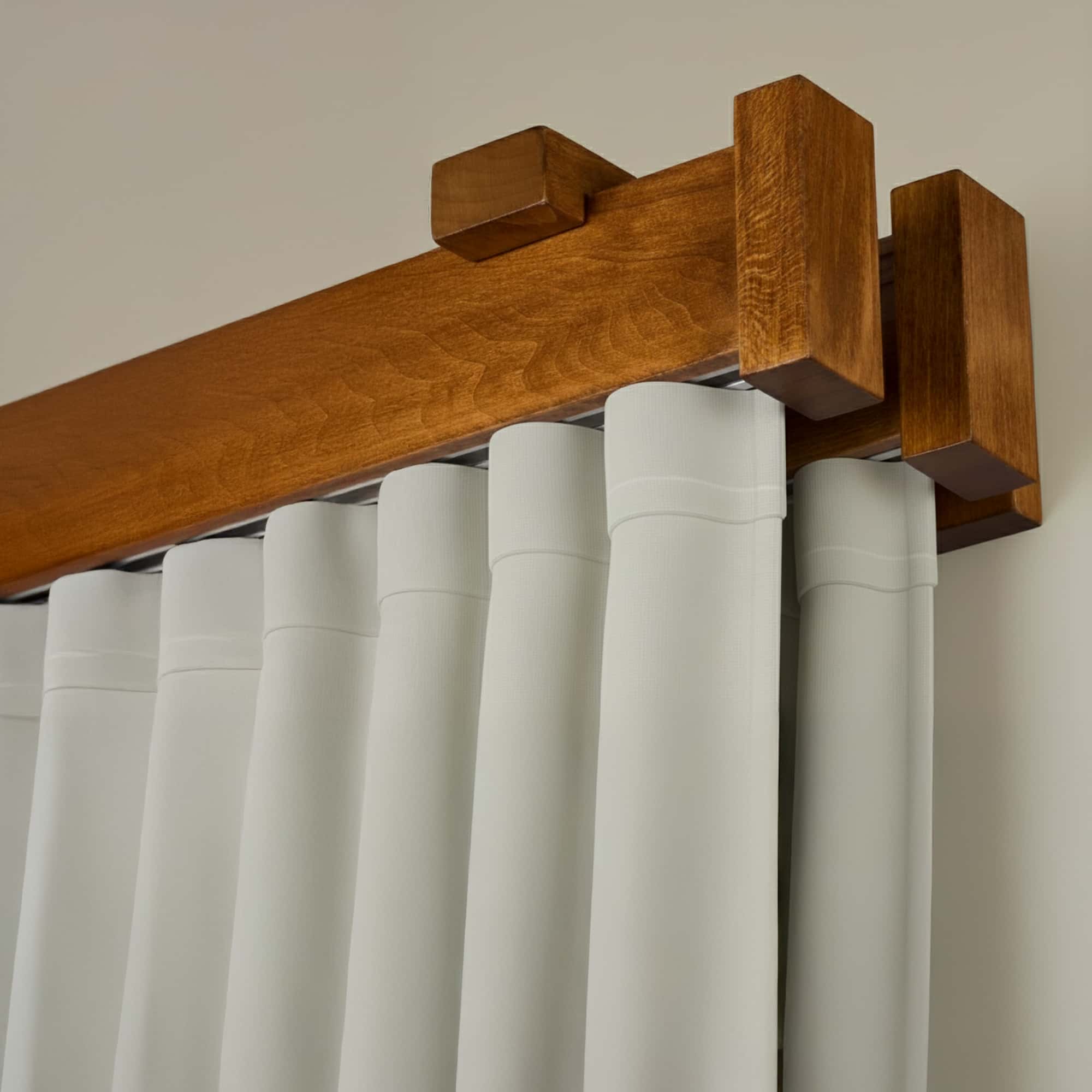 Șină pentru perdea și draperie Dalia din lemn Stejar_auriu Șină pentru perdea și draperie Dalia din lemn Stejar_auriu